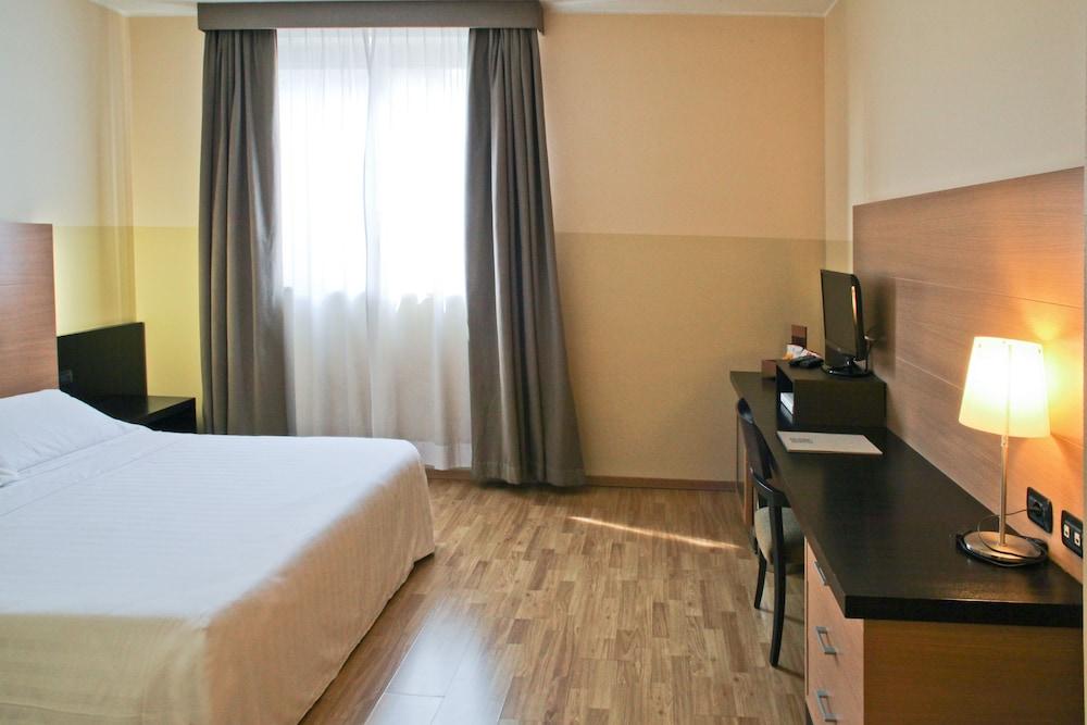 B&B Hotel Milano Cologno Studios Cologno Monzese Exterior foto