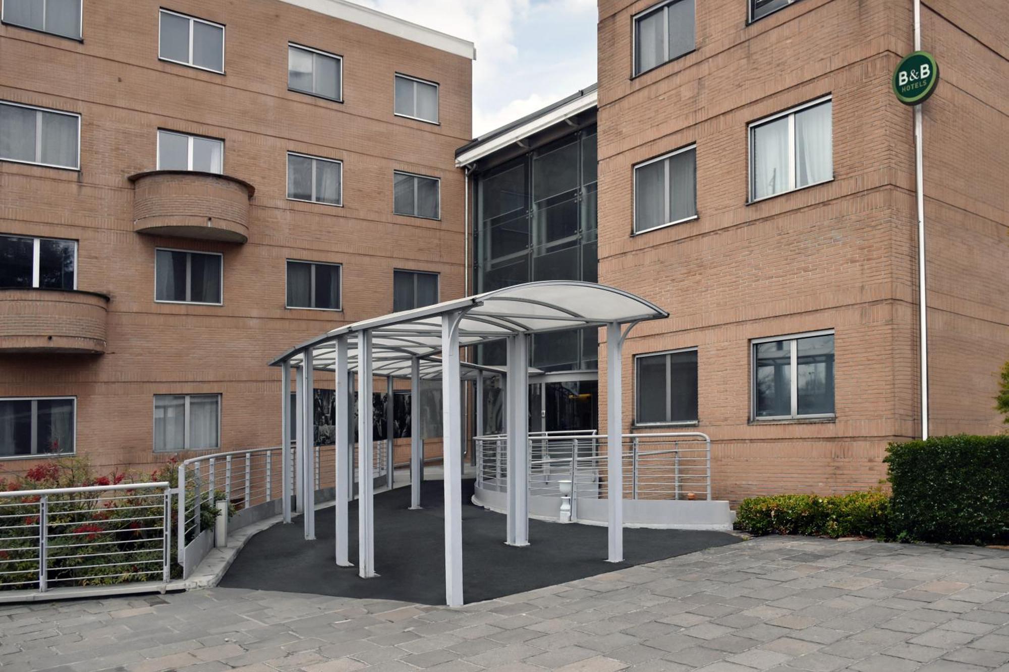 B&B Hotel Milano Cologno Studios Cologno Monzese Exterior foto