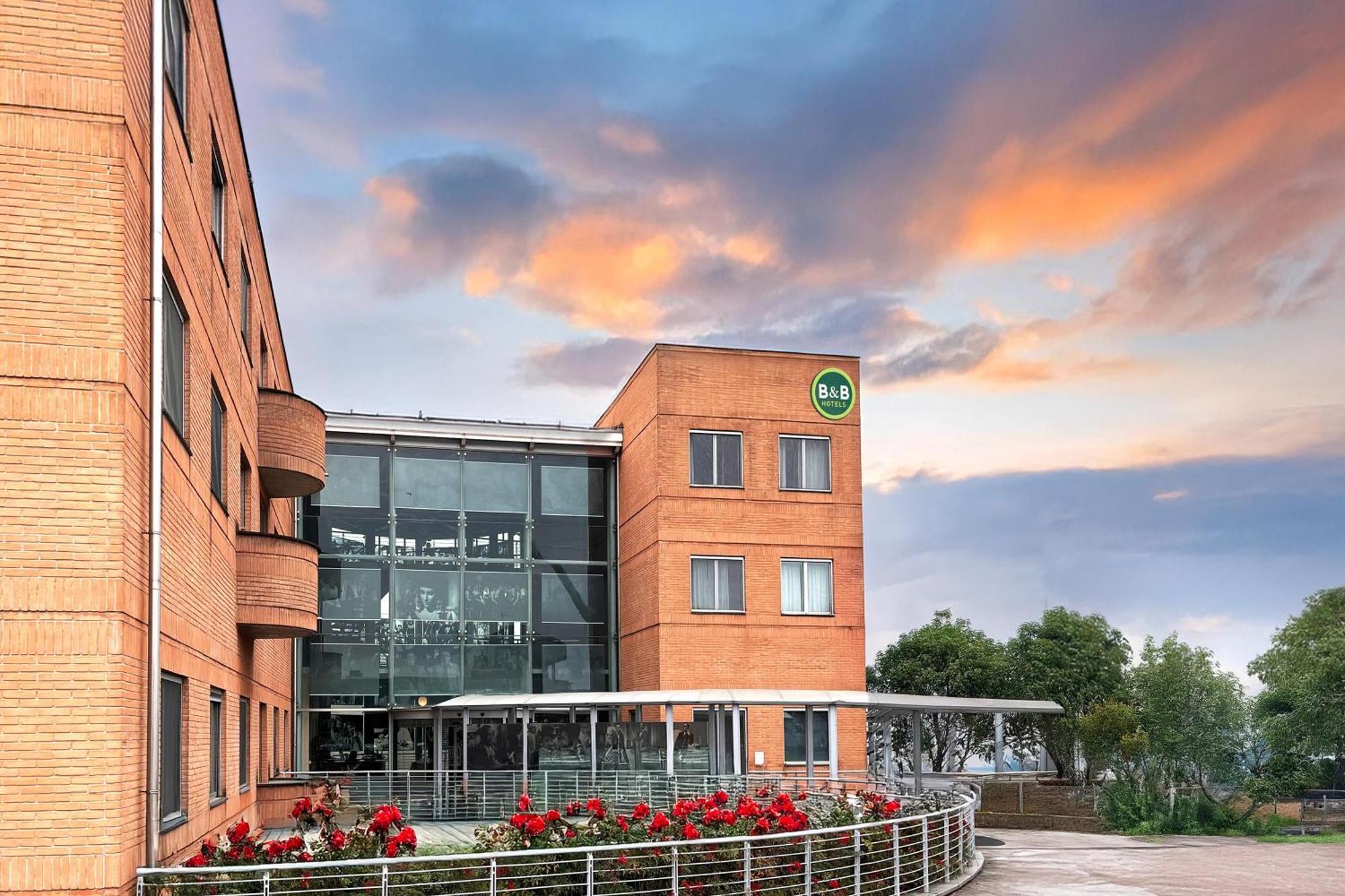 B&B Hotel Milano Cologno Studios Cologno Monzese Exterior foto