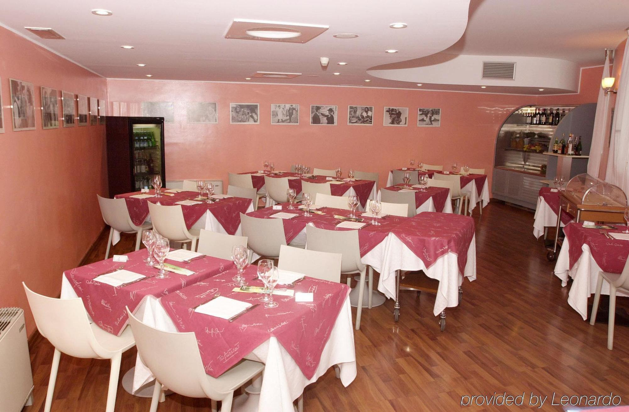 B&B Hotel Milano Cologno Studios Cologno Monzese Exterior foto