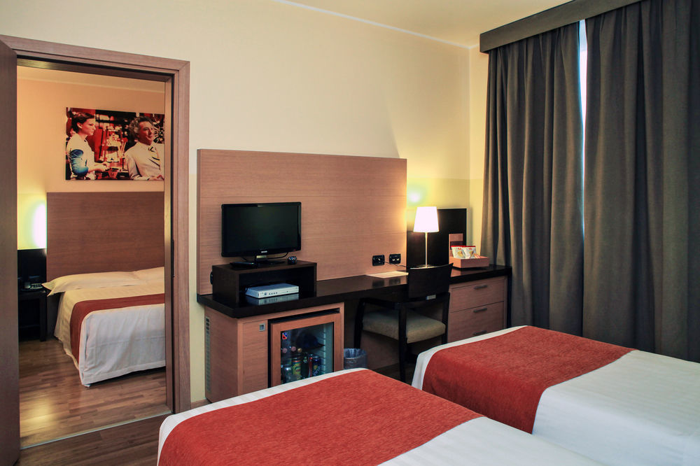 B&B Hotel Milano Cologno Studios Cologno Monzese Exterior foto