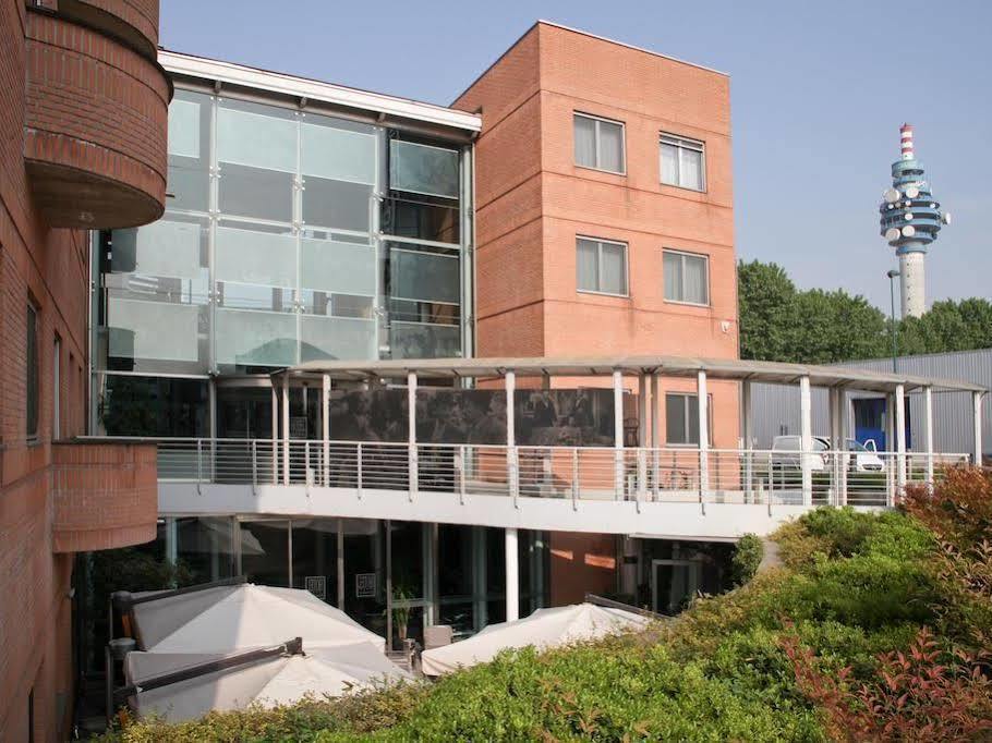 B&B Hotel Milano Cologno Studios Cologno Monzese Exterior foto