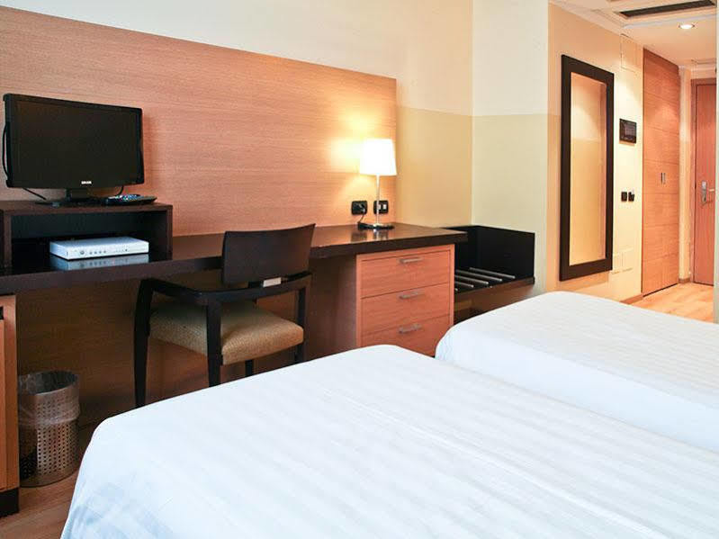 B&B Hotel Milano Cologno Studios Cologno Monzese Exterior foto