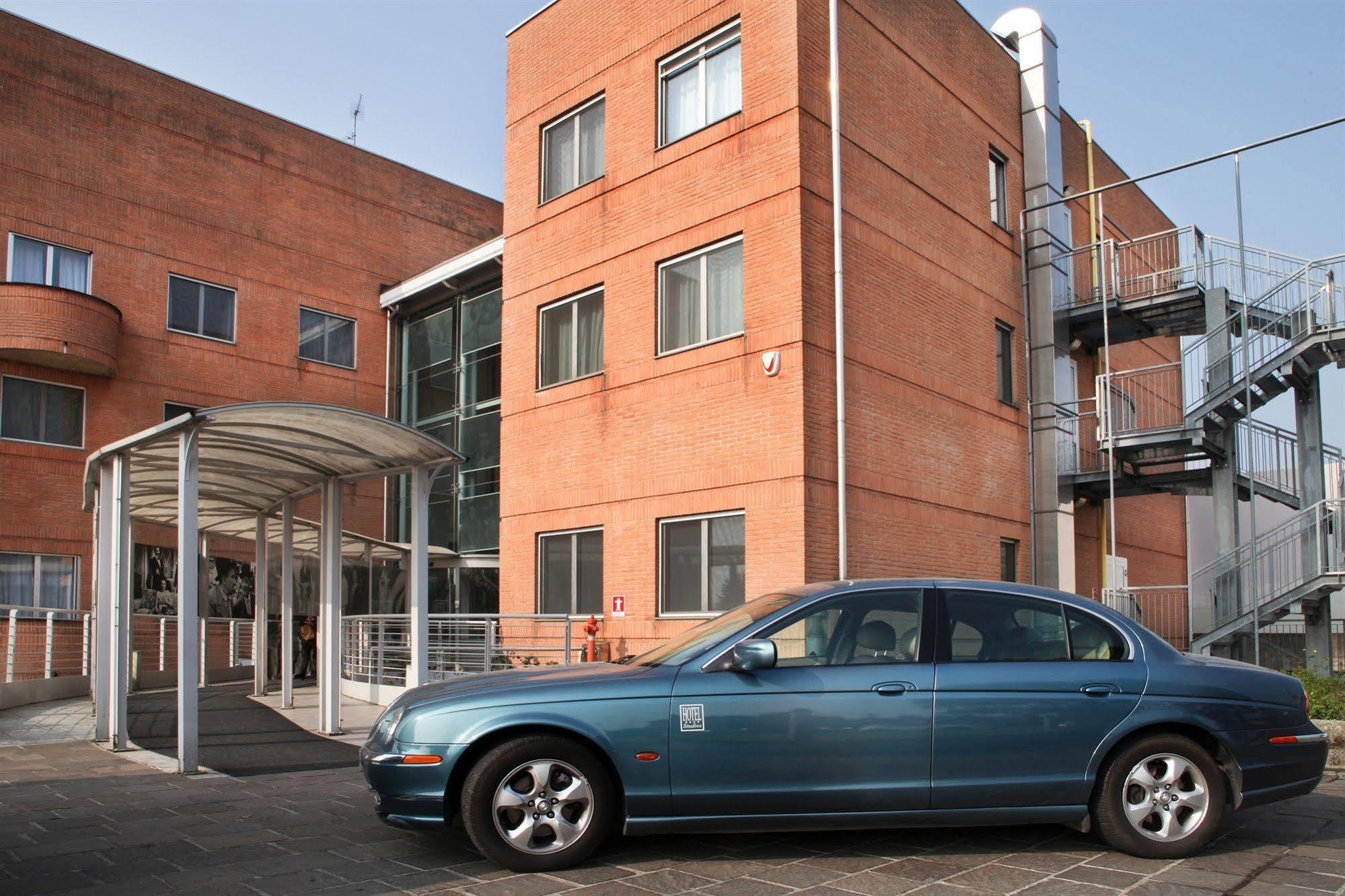 B&B Hotel Milano Cologno Studios Cologno Monzese Exterior foto